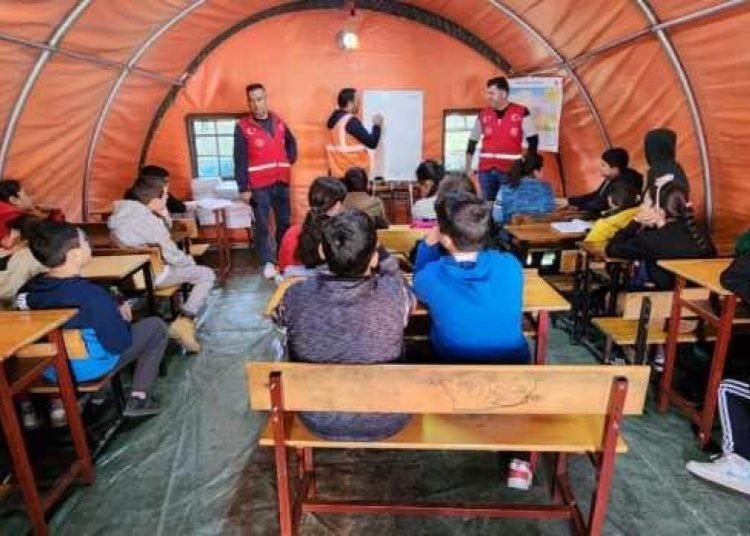 Deprem bölgesindeki öğrenciler için destekleme ve yetiştirme kurs noktası 649’a ulaştı