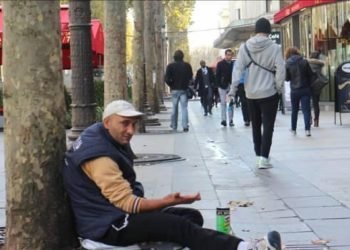 Fransa’da dar gelirli hanelere “gıda çeki” dağıtılacak