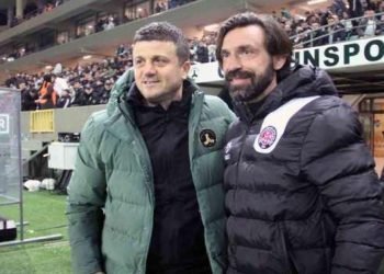 Hakan Keleş: Acilen galibiyetler almamız gerekiyor