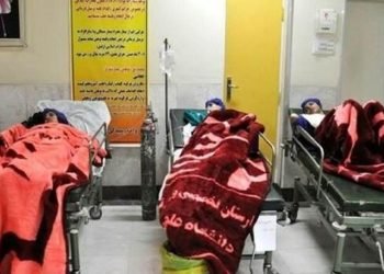 İran’da kız öğrencilerin zehirlenme vakaları artıyor