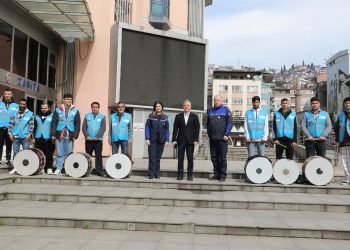 İzmit’te davulcular mesaiye hazır