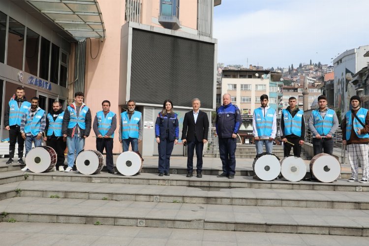 İzmit’te davulcular mesaiye hazır