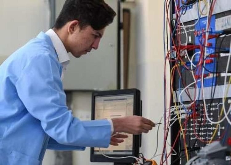 Özel Mesleki ve Teknik Anadolu Lisesi öğrencilerine verilen destek tutarı artırıldı