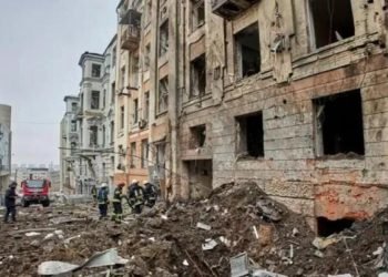 Rusya, Ukrayna’yı hipersonik füzelerle vurdu