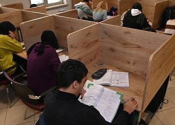 Selçuklu Belediye Başkanı Ahmet Pekyatırmacı, “Konya Türkiye’de kütüphanelerin en yoğun kullanıldığı şehir. Bunda ilçemize kazandırdığımız modern ve fonksiyonel kütüphanelerin katkısı büyük”