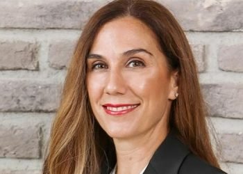 Sensodyne deprem bölgesinde Ağız ve Diş Sağlığı Hizmet Birimleri kuruyor