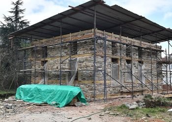 Tarihi mescid gün yüzüne çıkıyor