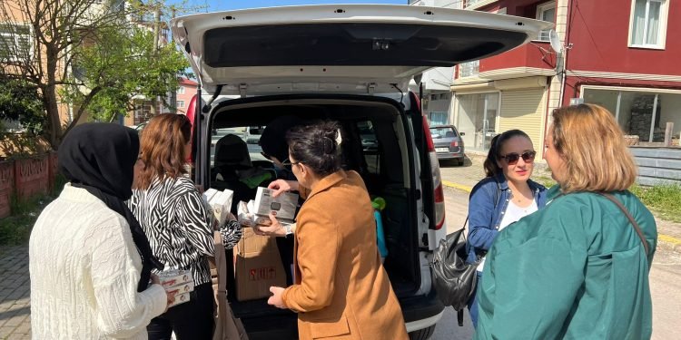 Başkan Atik; Kartepe ’de Bizde Varız Dedi.