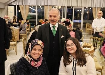 Bayrampaşa Belediyesi, yetim çocukları iftarda buluşturdu