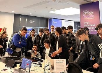 Gençler İnegöl Belediyesi İle Bilimin Merkezinde