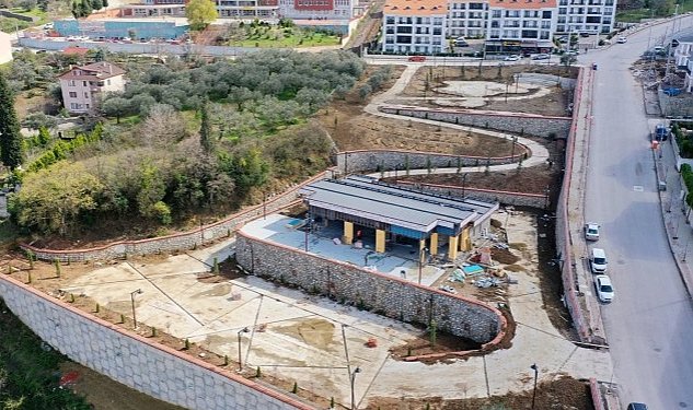 Karamürsel Millet Bahçesi’nde yoğun tempo