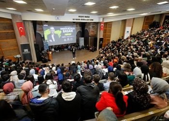 Nevşehir Belediyesi’nden Gençlere YKS Öncesi Gri Koç Motivasyonu