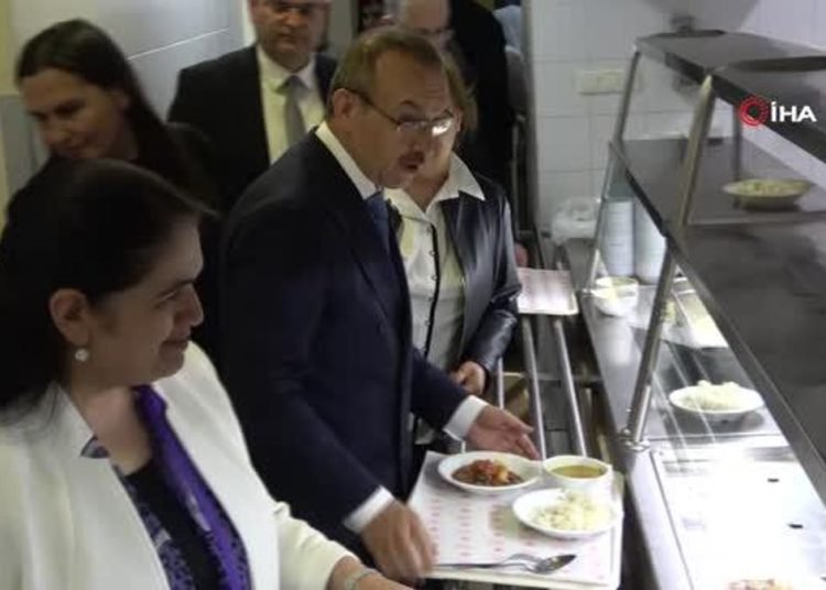 Vali Yavuz: “Kocaeli’ye 40 bine yakın depremzedemiz geldi”