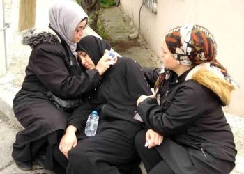 Annelerin en zor anları: Acı feryatlar yürekleri dağladı