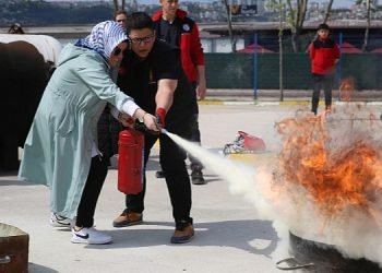 USTAM Kocaeli’de servis şoförü eğitimi