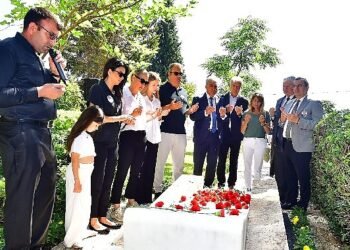 Ahmet Piriştina unutulmadı