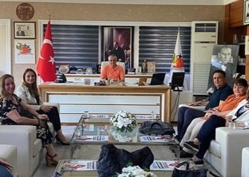 Antalya’nın kadın muhtarlarından Başkan Topaloğlu’na ziyaret