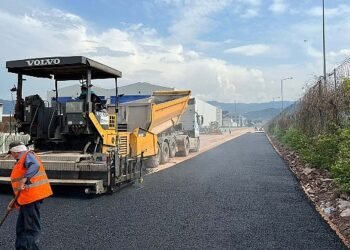 Ford Otosan fabrikası ile serbest bölge arasında yeni yan yol yapıldı