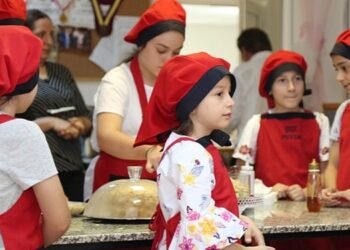 Gölcük Belediyesi’nden Gençlere Yönelik Pastacılık Kursu