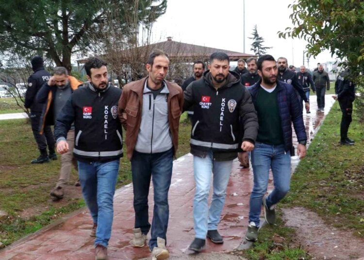 Meryem Tahnal davası devam ediyor: Palu ailesi olarak bilinen 6 sanığın yargılanması sürüyor