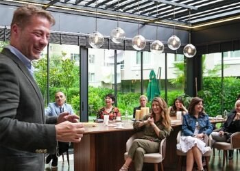 Sağlık yönetiminde yaz aylarının etkisi ve bölgesel incelme konuşuldu