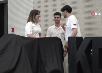 Tesla sponsor oldu, Türkiye’de ilk kez turbo içten yanmalı ‘Formula’ araç ürettiler