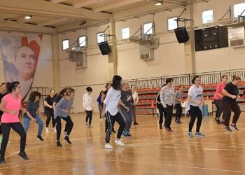 Çiğli Belediyesi’nden Kadınlara Özel Yaz Spor Kursları