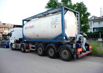 Kocaeli’de Tankerden Gaz Sızıntısı İhbarı