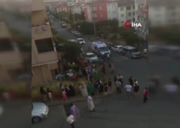 Otomobil apartman bahçesine uçtu: Mahalleli doğalgaz patlaması sanıp sokağa döküldü