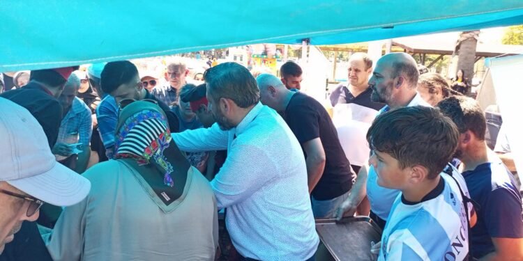 Terörle Mücadele Derneğinin Şehit ve Gaziler İçin, Düzenlediği Aşure İkramı İlgi Odağı Oldu.