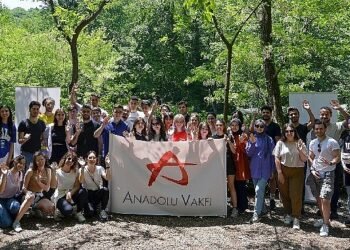 Anadolu Vakfı, Burs Programı ile gençlere destek vermeye devam ediyor