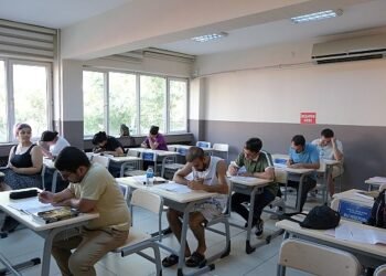 Aydın Büyükşehir Belediyesi, Kamu Personeli Seçme Sınavı’na hazırlanacak olanlara (KPSS) eğitim desteği verecek
