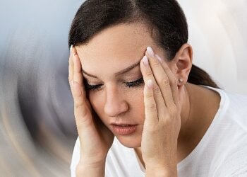 Baş dönmesi ve denge probleminiz varsa, kulak kistalleriniz oynamış olabilir  