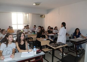 Gençler Lise ve Üniversite’ye BURSEM İle Hazırlanıyor!