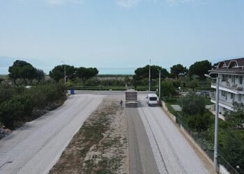 İznik Belediyesi’nden Yollara Sathi Kaplama Çalışması