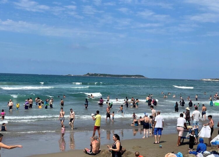 Kocaeli Sahilleri Su Kazaları Engelleme Merkezi Son Bir Ayda 546 Kişiyi Kurtardı