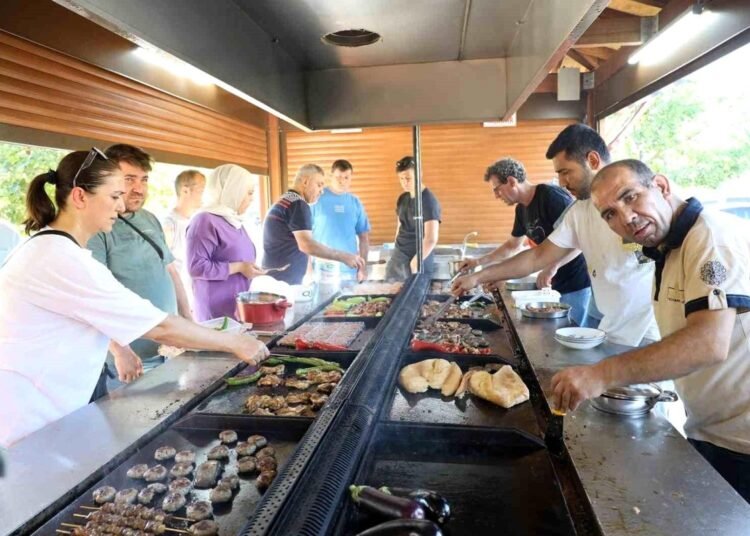 Kocaeli’de Doğalgazlı Mangal Üniteleri İlgi Görüyor