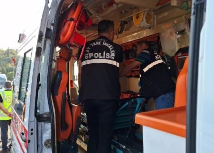 Körfez’de Psikolojik Sorunları Olan Genç Kız Ambulansdan Atlayarak Hayatını Kaybetti