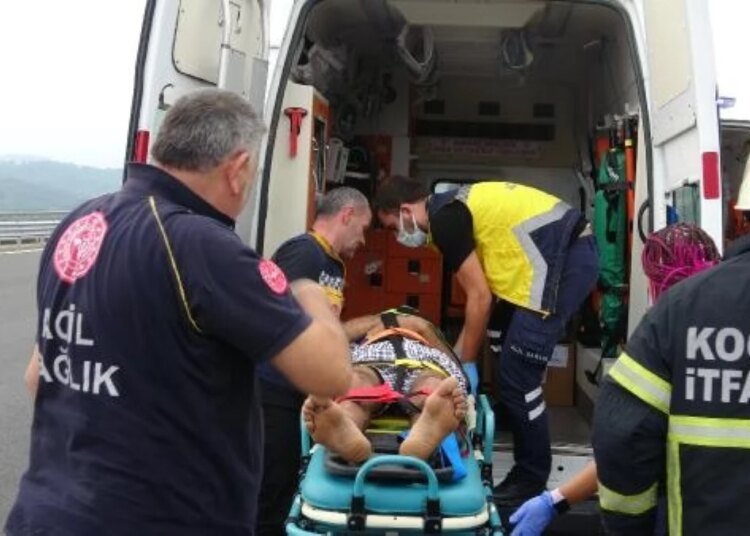 Kuzey Marmara Otoyolu İzmit Geçişinde Kaza: 6 Kişi Yaralandı