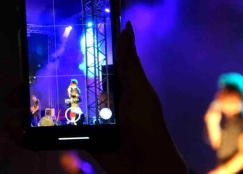 Teoman, basın mensuplarını konser alanından kovdu