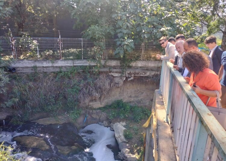 Başkan Bayrak Köpürdü …