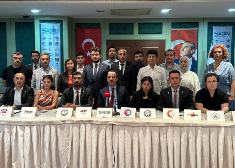SAHİM-SEN BAŞKANI ÖZLEM AKARKEN: SAĞLIKÇILAR ENFLASYONA EZDİRİLMİŞTİR, BUNU KABUL ETMİYORUZ!