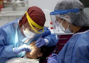 Antalya Büyükşehir’den 39 bin kişiye diş tedavisi 