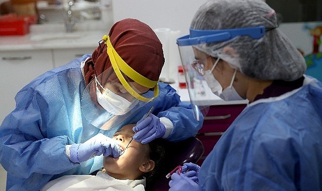 Antalya Büyükşehir’den 39 bin kişiye diş tedavisi