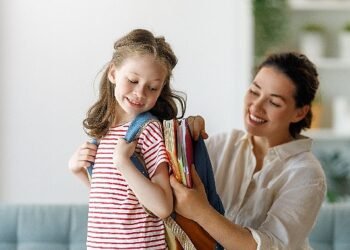 Çocuğunuzun Okul Çantası Omurga Sağlığını Etkilemesin