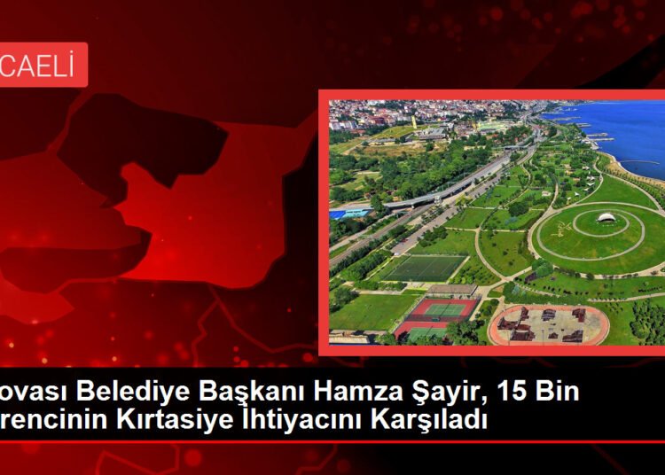 Dilovası Belediye Başkanı Hamza Şayir, 15 Bin Öğrencinin Kırtasiye İhtiyacını Karşıladı