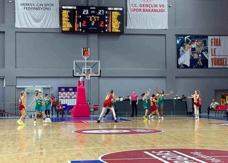 İzmit Belediyespor, deplasmanda Galatasaray’ı mağlup etti