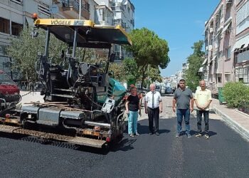 Karabağlar’da asfalt çalışmaları hız kesmedi