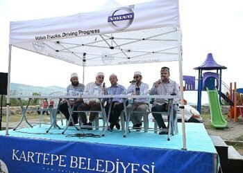 Kartepe’de Geleneksel Köy Cemiyetine Büyük İlgi