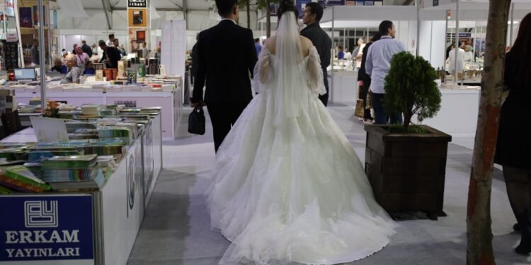 13. Kocaeli Kitap Fuarı renkli görüntülere sahne oluyor